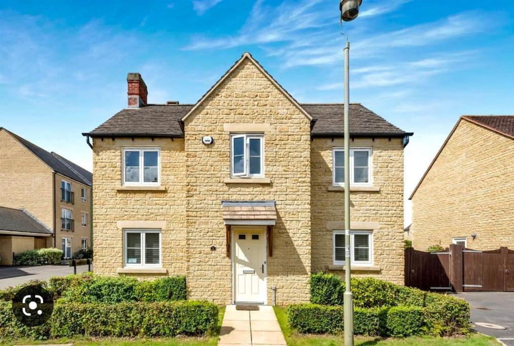 Hibiscus House Villa Shilton  Exterior foto